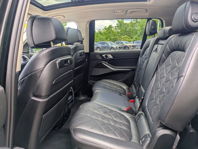 Used 2024 BMW X7 xDrive40i w/ Executive Package AWD/4WD image 18