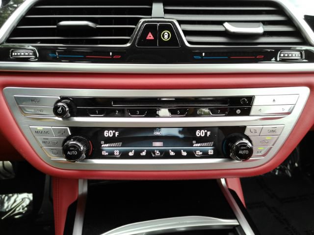 Used 2020 BMW ALPINA B7 xDrive w/ Ambient Air Package AWD/4WD image 52