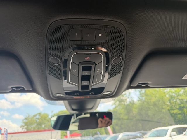 Used 2018 Audi Q5 2.0T Premium AWD/4WD image 26