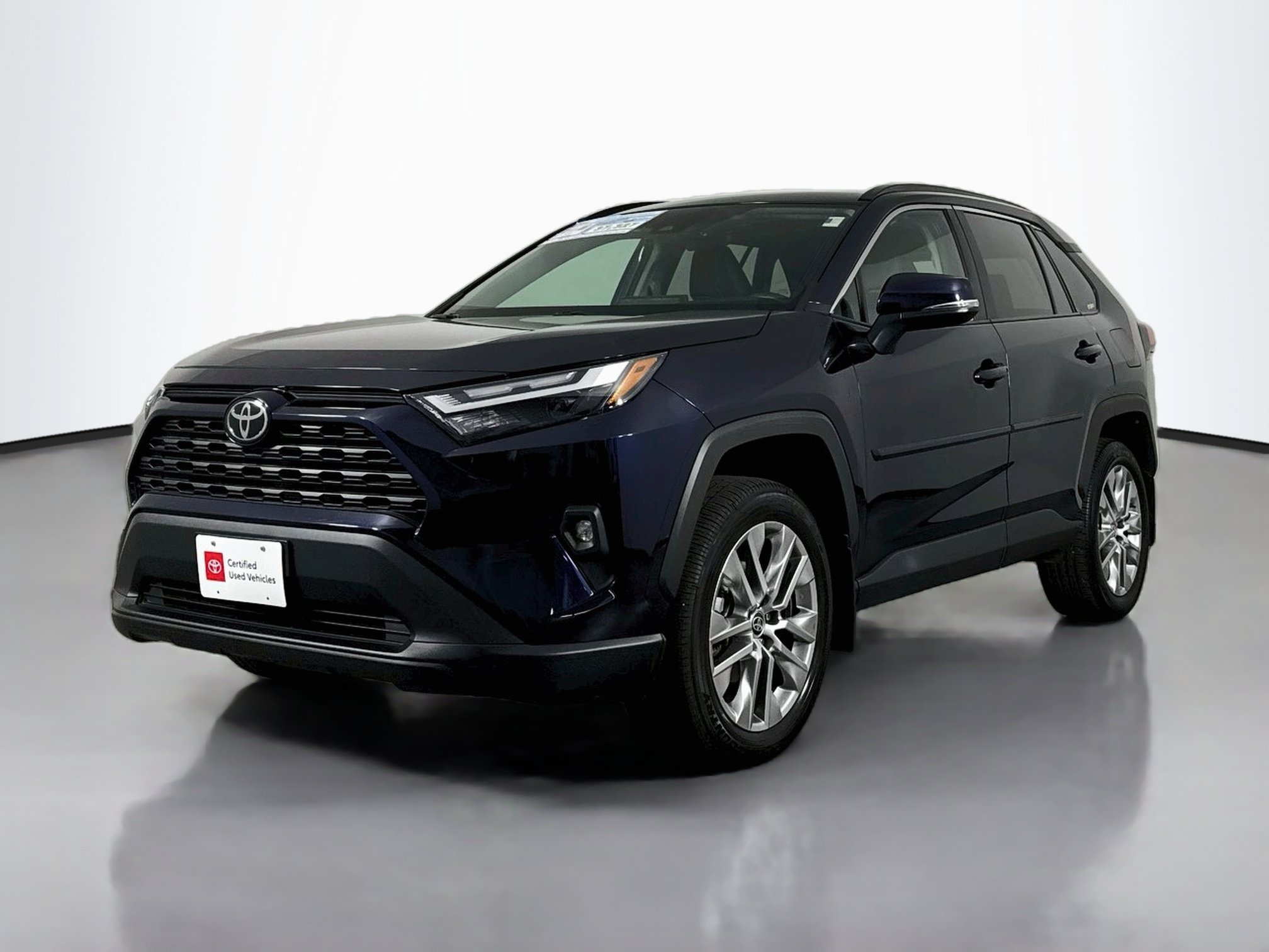 Certified 2023 Toyota RAV4 XLE Premium AWD/4WD image 3