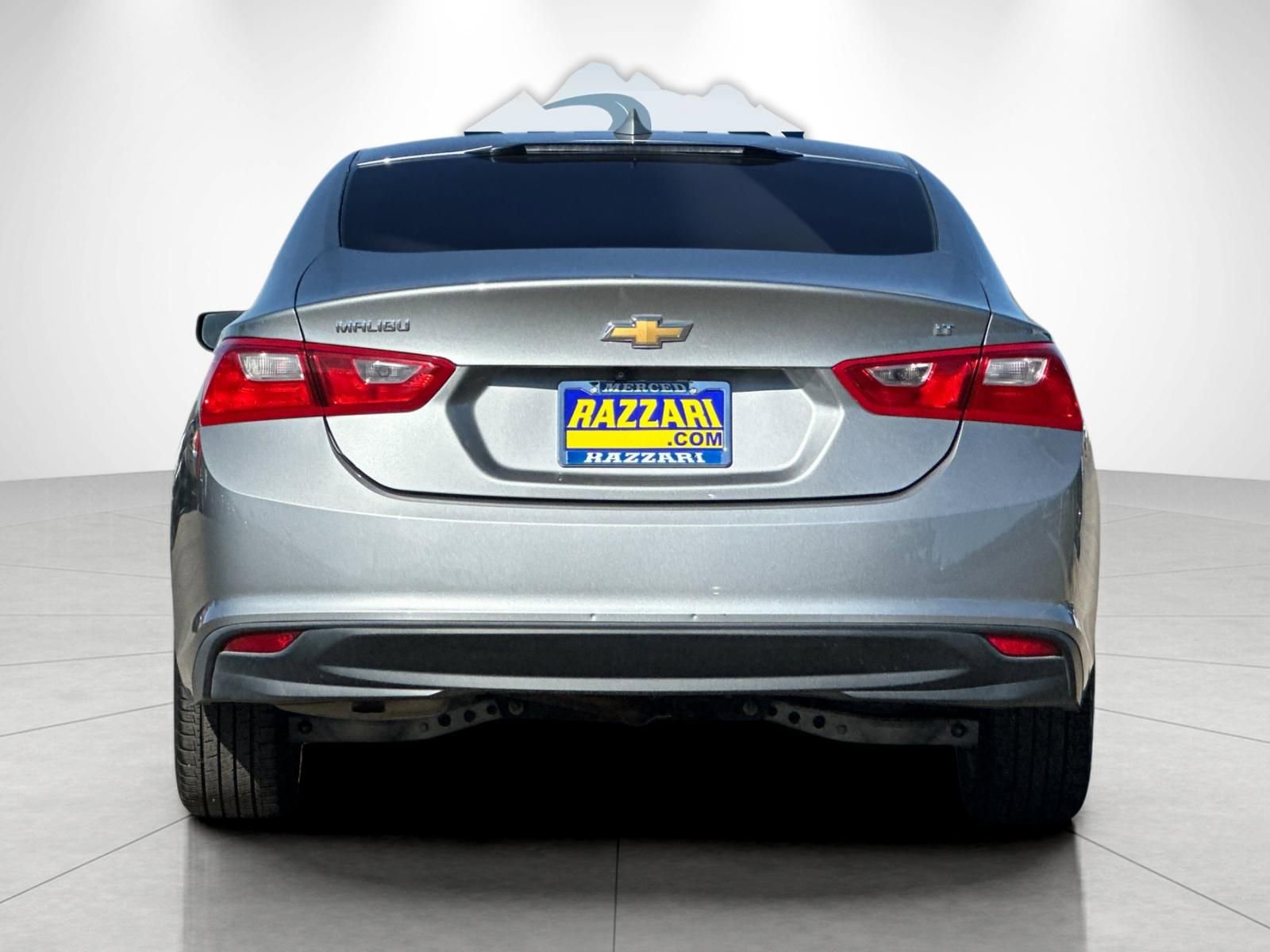 Used 2023 Chevrolet Malibu LT FWD image 4