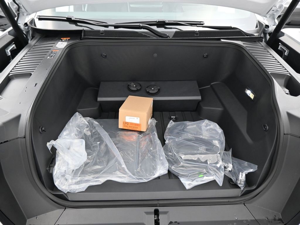 New 2026 GMC Sierra EV Elevation image 26