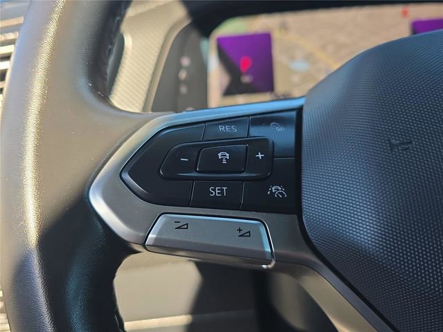 Used 2025 Volkswagen Atlas Cross Sport SEL image 25