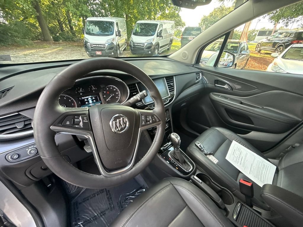 Used 2017 Buick Encore Essence w/ Experience Buick Package FWD image 17