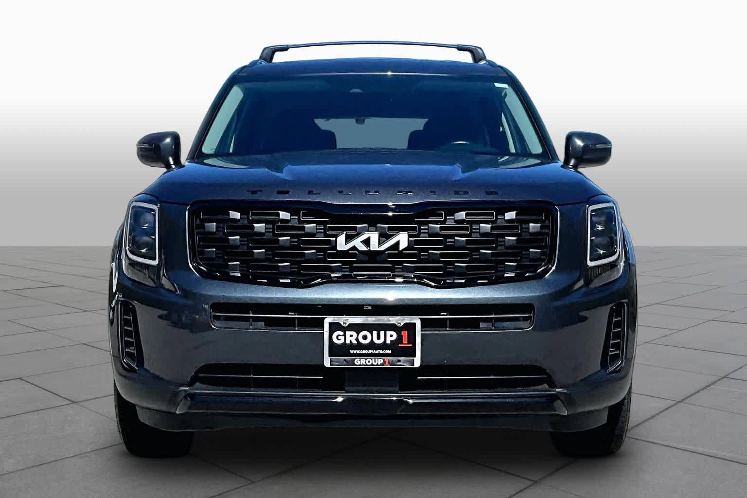 Used 2022 Kia Telluride EX w/ EX Premium Package AWD/4WD image 4