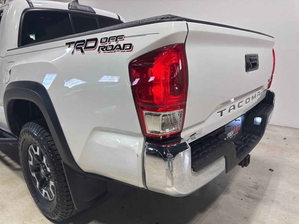 Used 2016 Toyota Tacoma TRD Off-Road w/ Towing Package RWD image 15