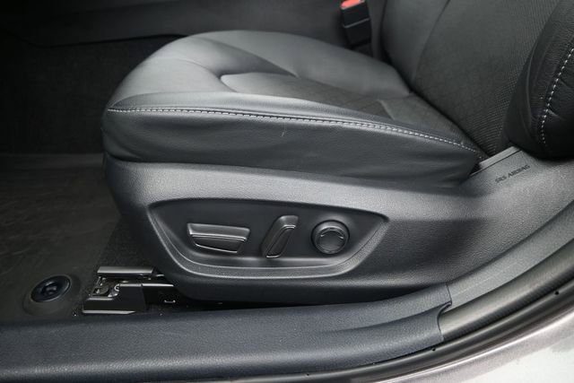 Used 2024 Toyota Camry XSE FWD image 12