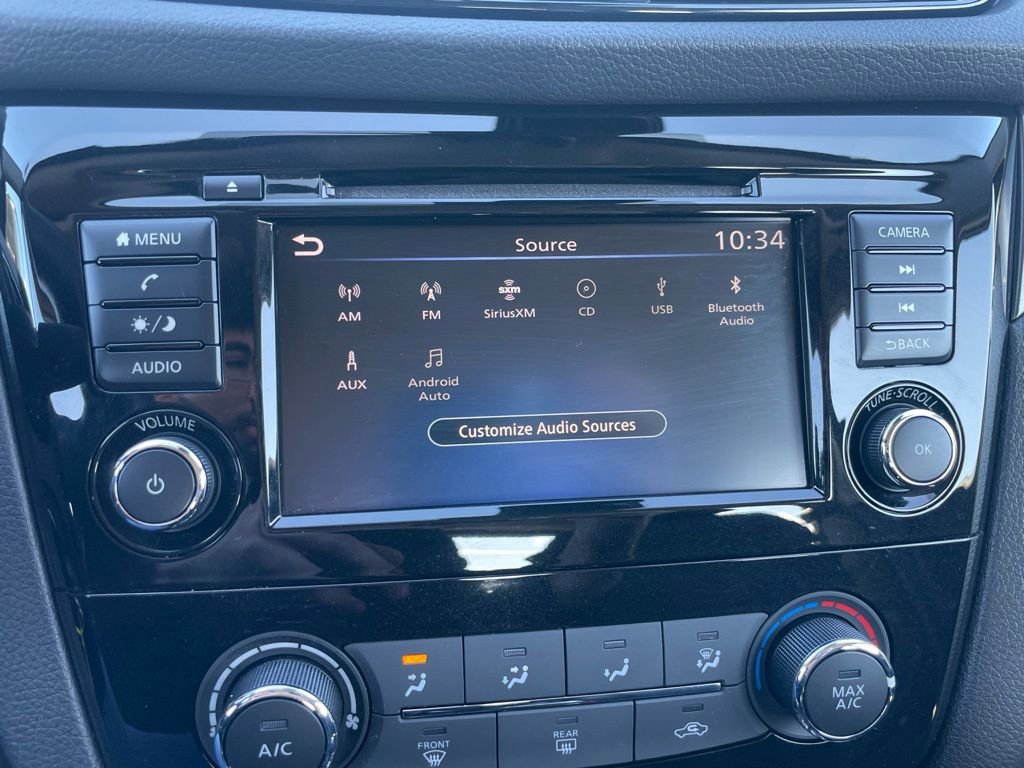 Used 2022 Nissan Rogue Sport S image 14