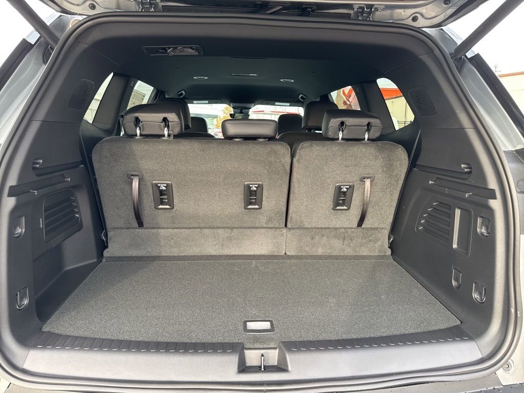 New 2026 GMC Acadia Elevation w/ Black Edition image 33
