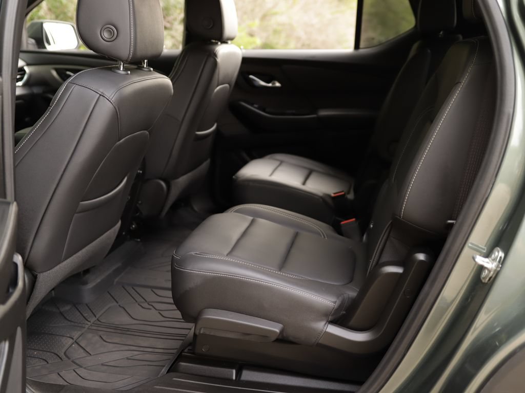 Used 2023 Chevrolet Traverse LT w/ LPO, Floor Liner Package AWD/4WD image 25