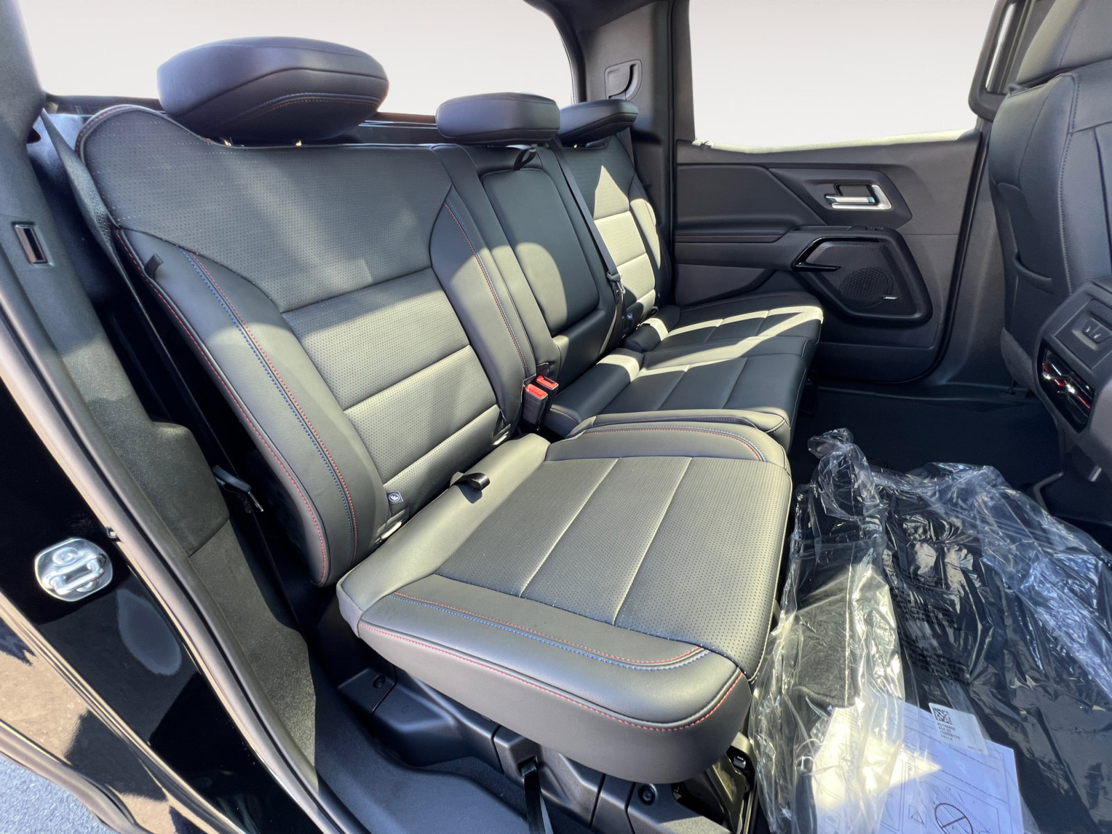 New 2024 Chevrolet Silverado EV RST image 18