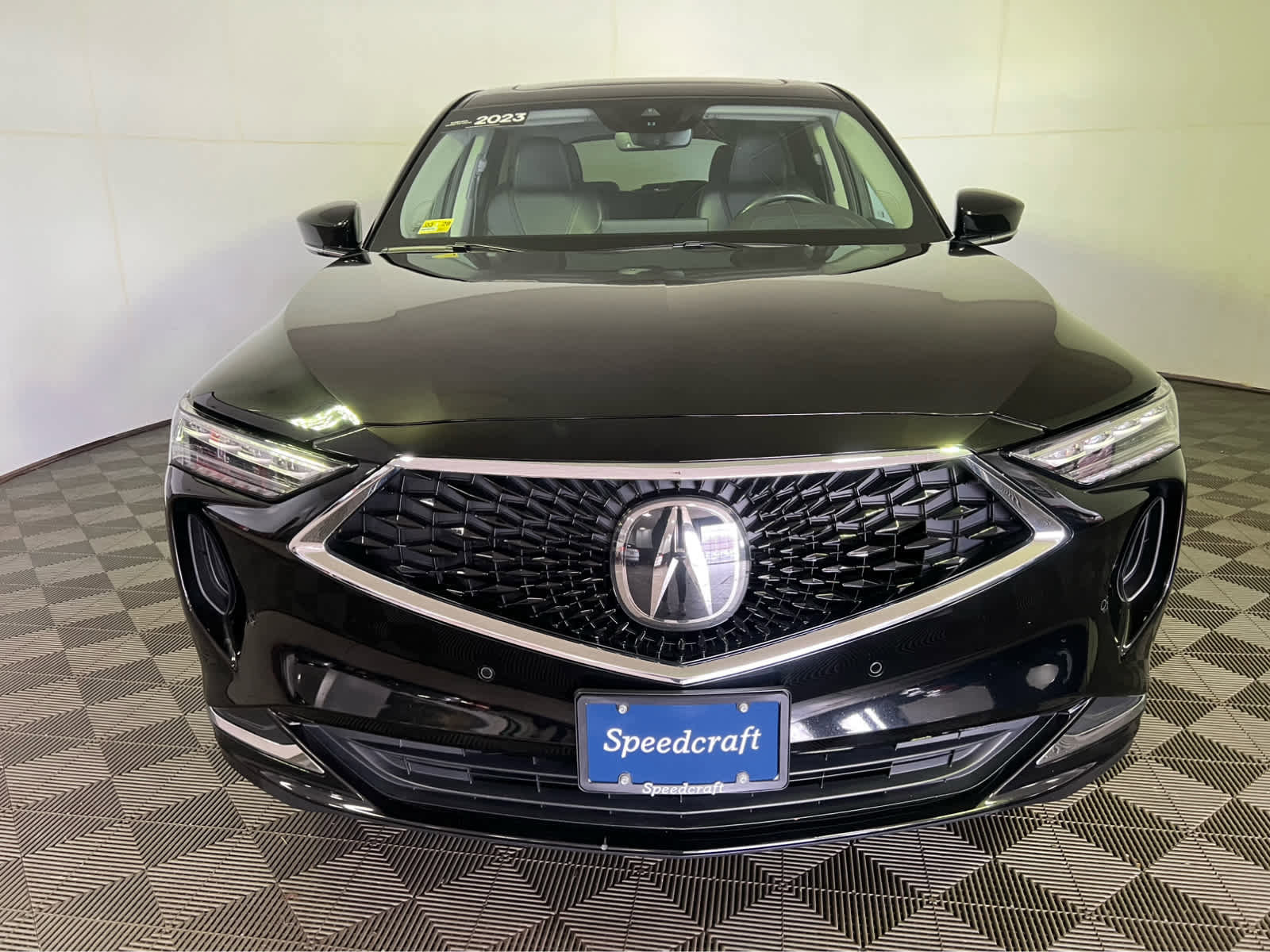 Certified 2023 Acura MDX SH-AWD w/ Technology Package image 2