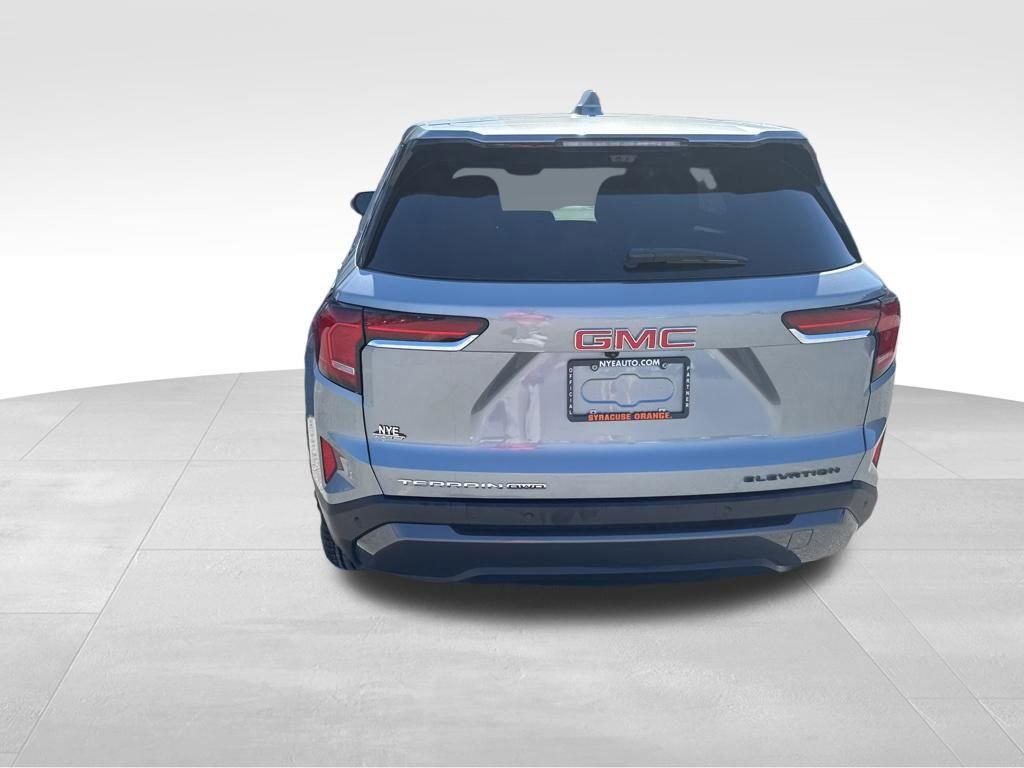 Used 2026 GMC Terrain Elevation w/ Technology Package II image 4