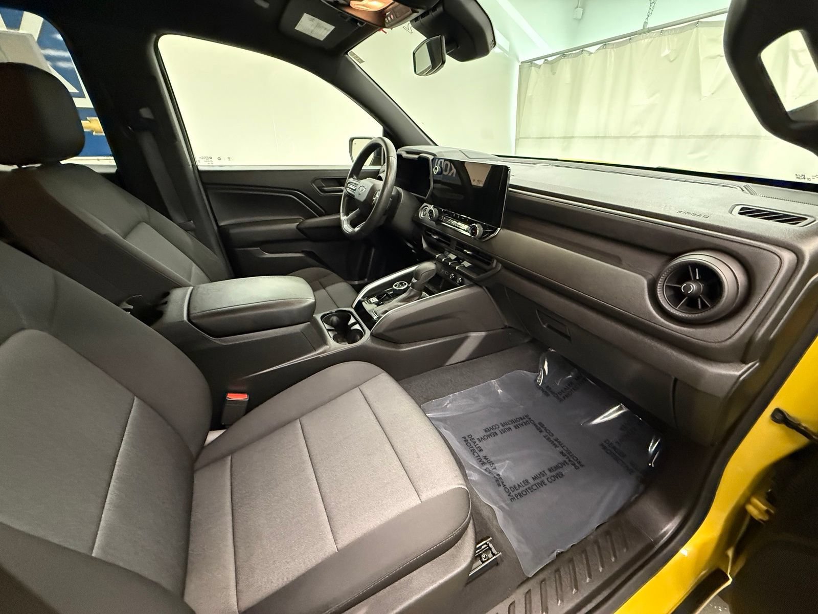 Used 2023 Chevrolet Colorado Trail Boss w/ LPO, Skid Plate Package AWD/4WD image 8