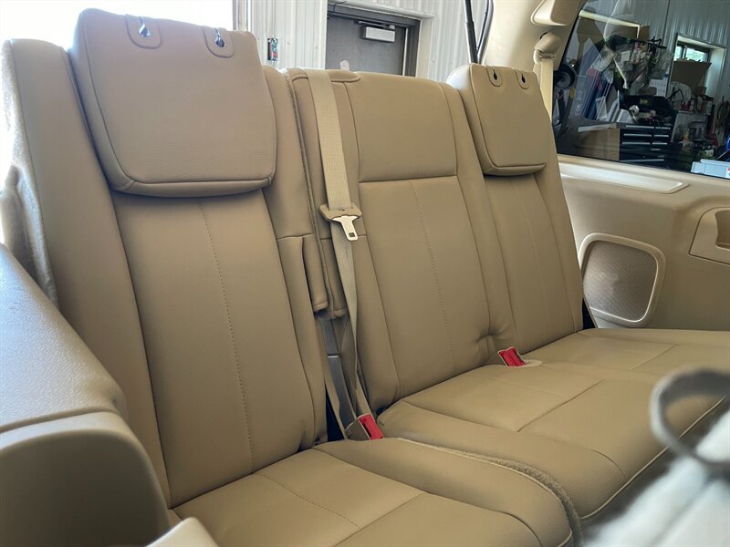 Used 2017 Ford Expedition Limited AWD/4WD image 27