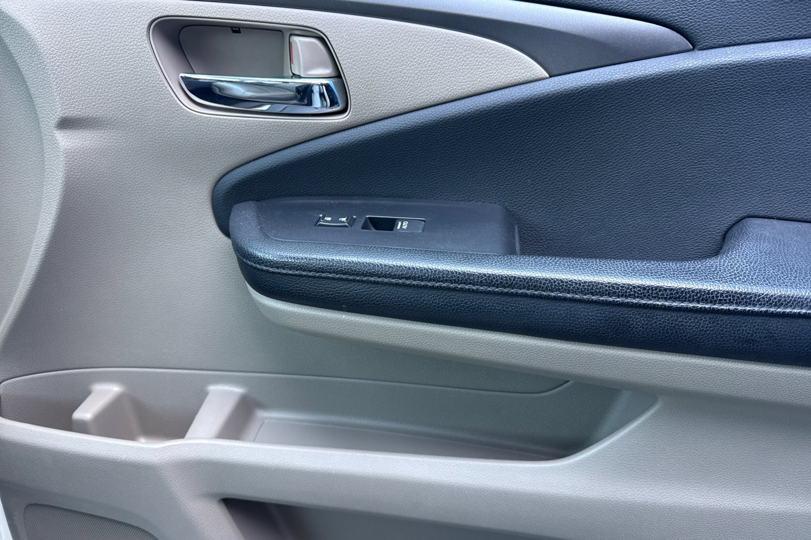 Used 2018 Honda Pilot EX-L image 22