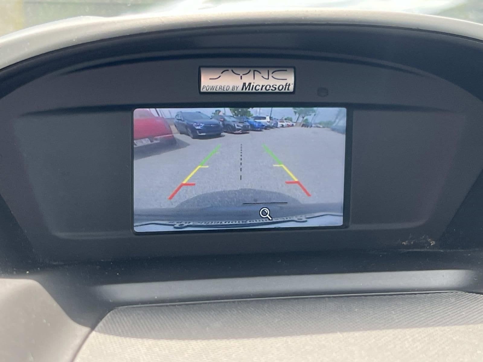 Used 2015 Ford Escape SE FWD image 32
