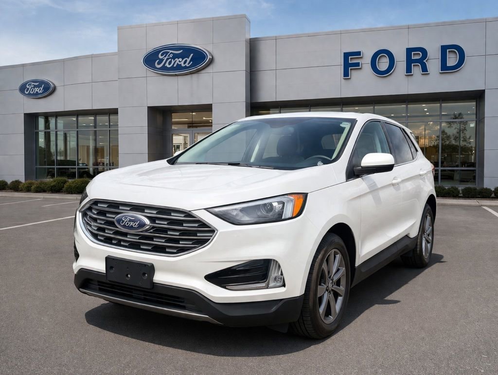 Certified 2022 Ford Edge SEL w/ Convenience Package