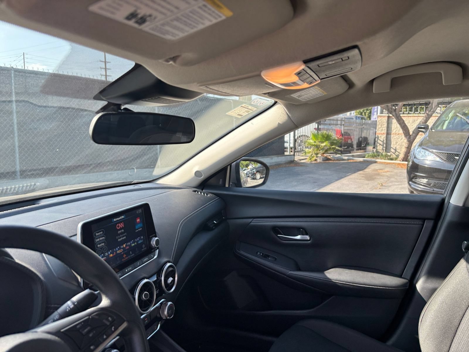 Used 2025 Nissan Sentra SV FWD image 33