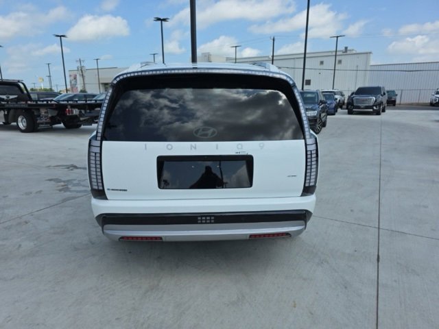 New 2026 Hyundai Ioniq 9 Limited image 6