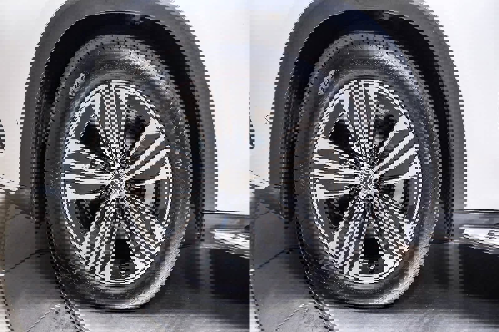 Certified 2023 Mercedes-Benz EQS 450+ SUV image 10