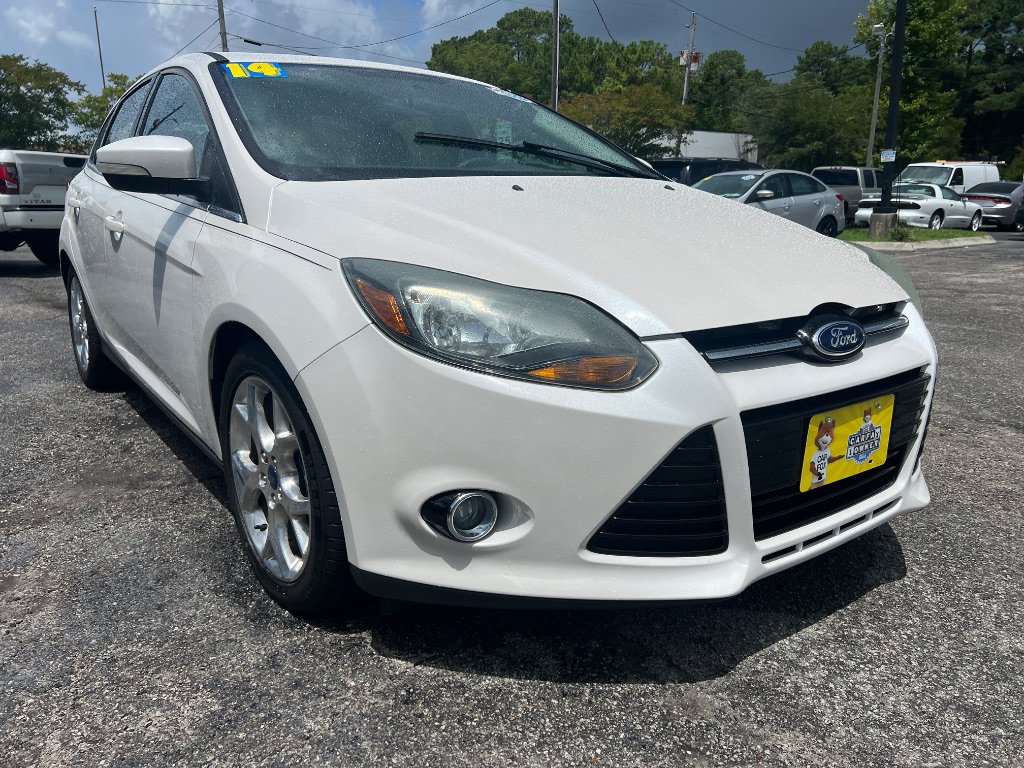 Used 2014 Ford Focus Titanium FWD image 1