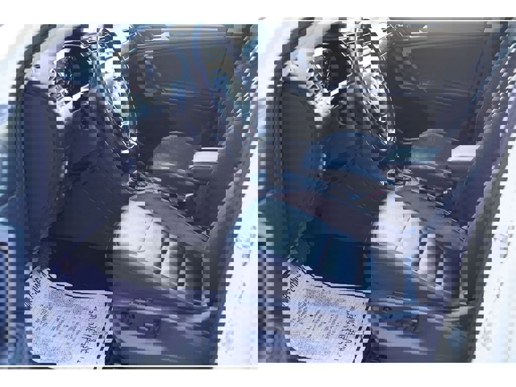 Used 2019 Volkswagen Tiguan SEL Premium w/ 3rd Row Seat Package image 15