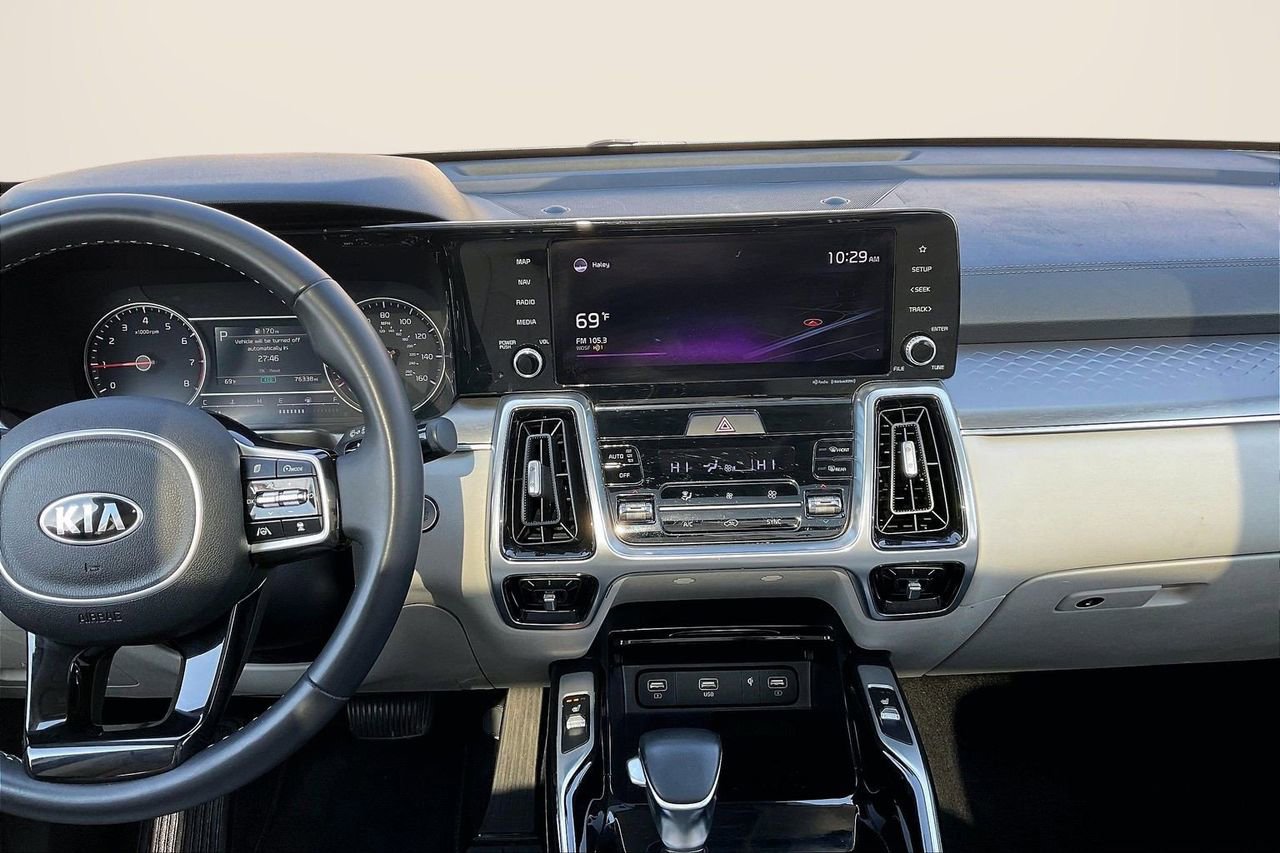Used 2021 Kia Sorento SX image 13