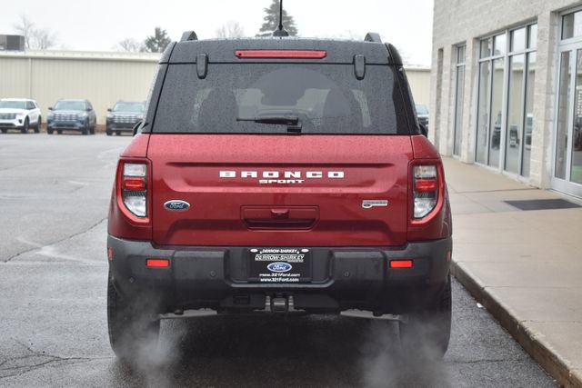 Used 2025 Ford Bronco Sport Badlands image 6