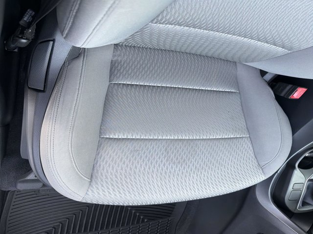 Used 2017 Hyundai Santa Fe Sport FWD image 17