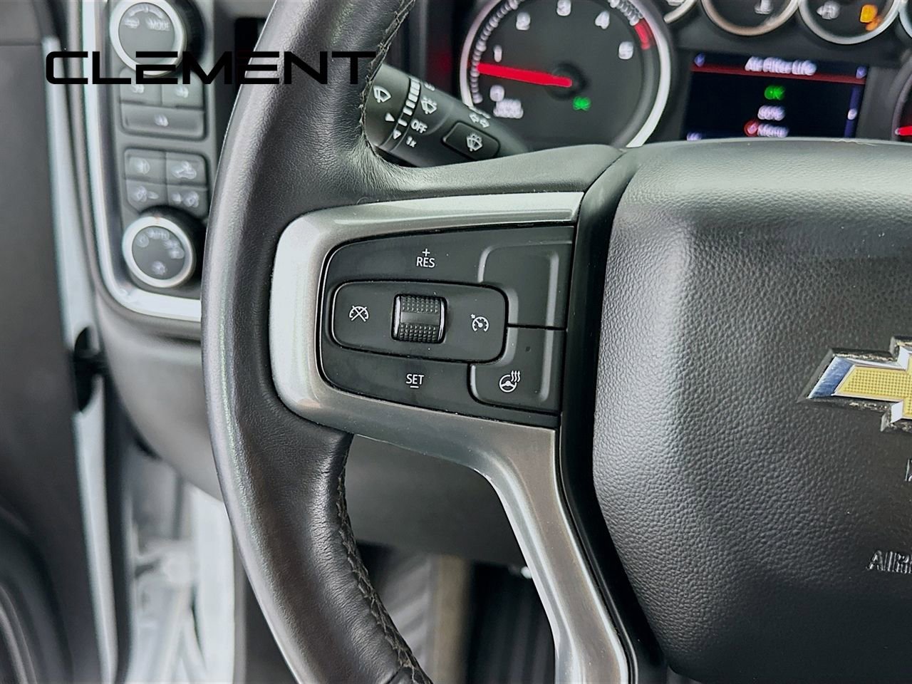 Used 2022 Chevrolet Silverado 2500 LT w/ Convenience Package AWD/4WD image 16