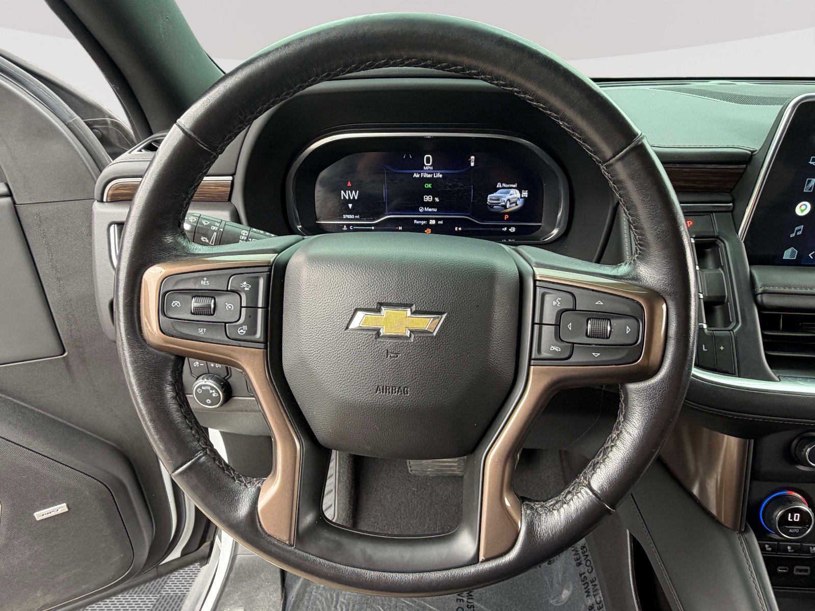 Used 2022 Chevrolet Tahoe High Country AWD/4WD image 12