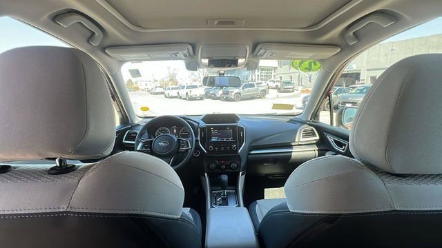 Used 2021 Subaru Forester Premium AWD/4WD image 23