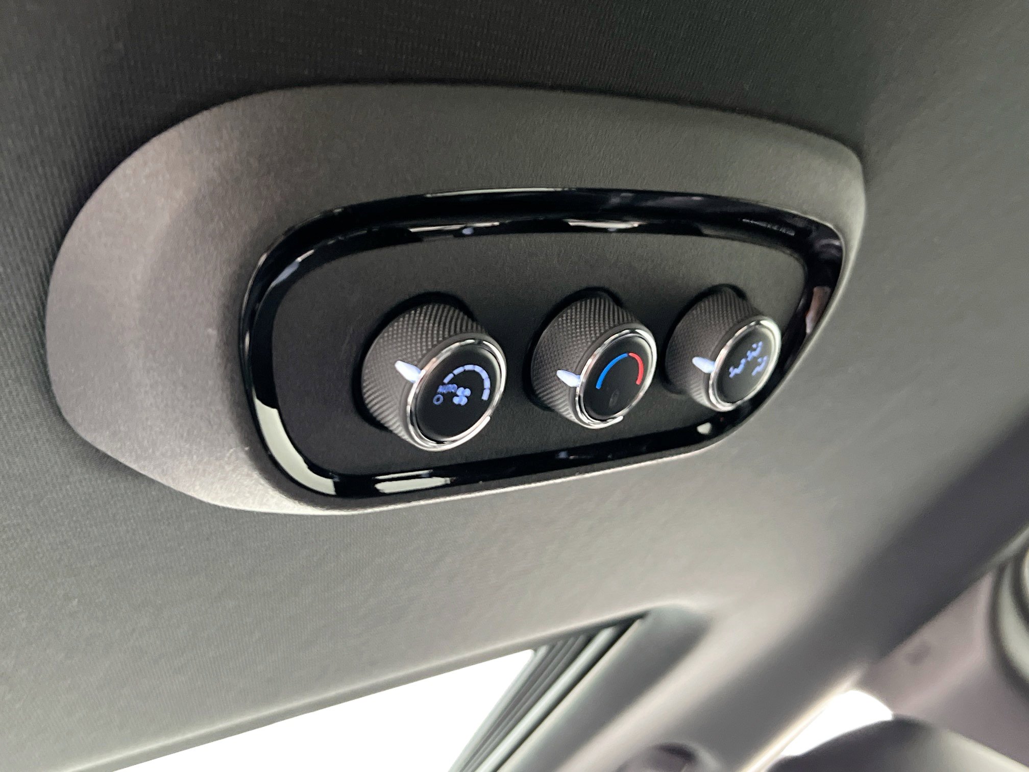 Used 2022 Dodge Durango GT w/ Blacktop Package image 25