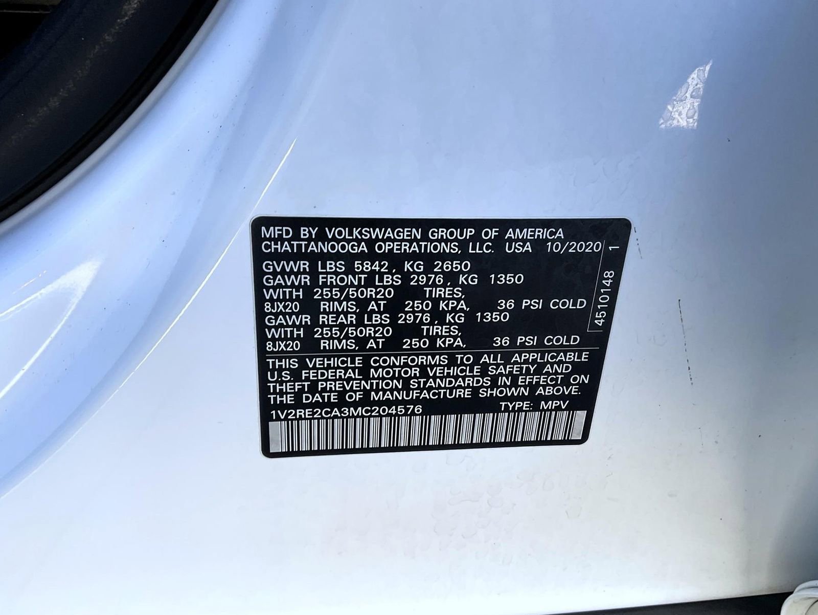 Used 2021 Volkswagen Atlas Cross Sport SE w/ Panoramic Sunroof Package image 25