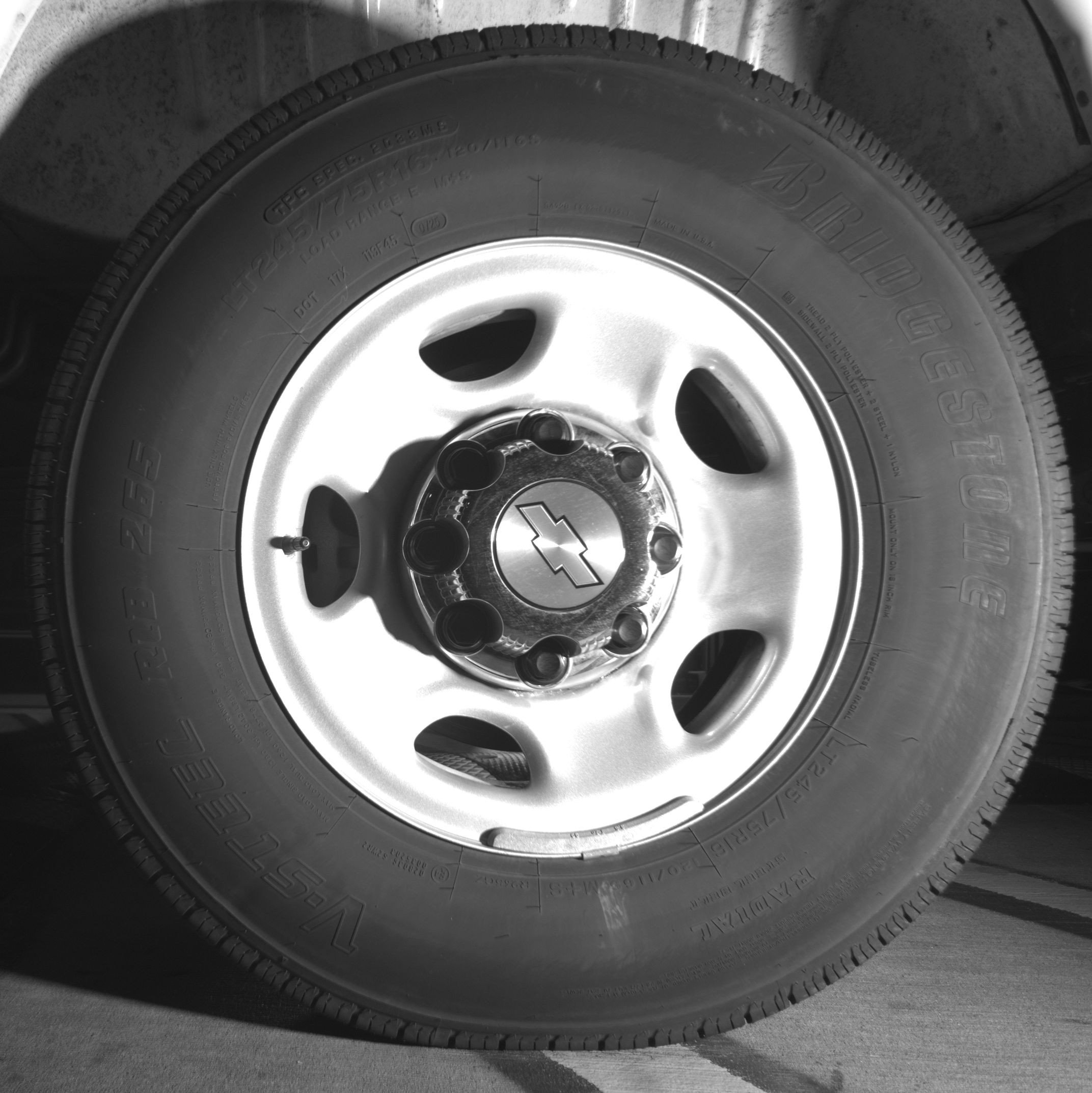 Used 2025 Chevrolet Express 3500 LT w/ LT Preferred Equipment Group image 14