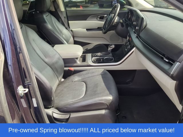 Used 2022 Kia Carnival LX FWD image 44