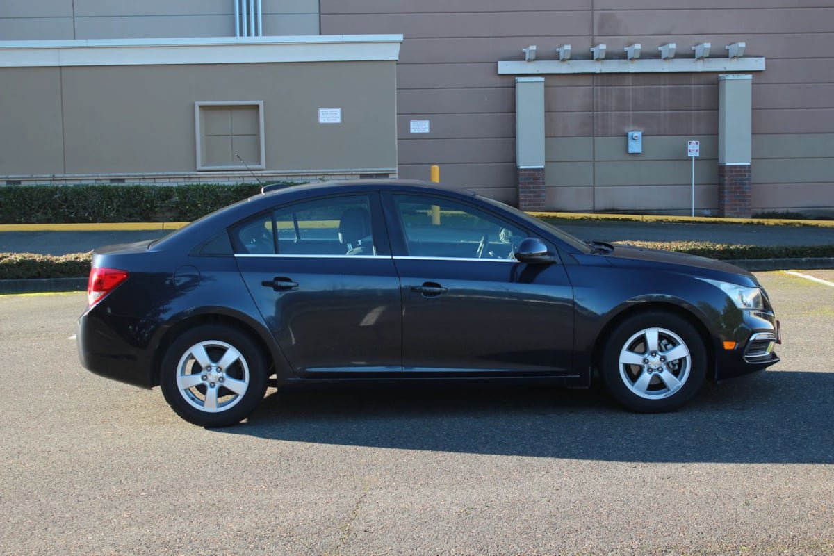 Used 2016 Chevrolet Cruze LT w/ Technology Package image 7
