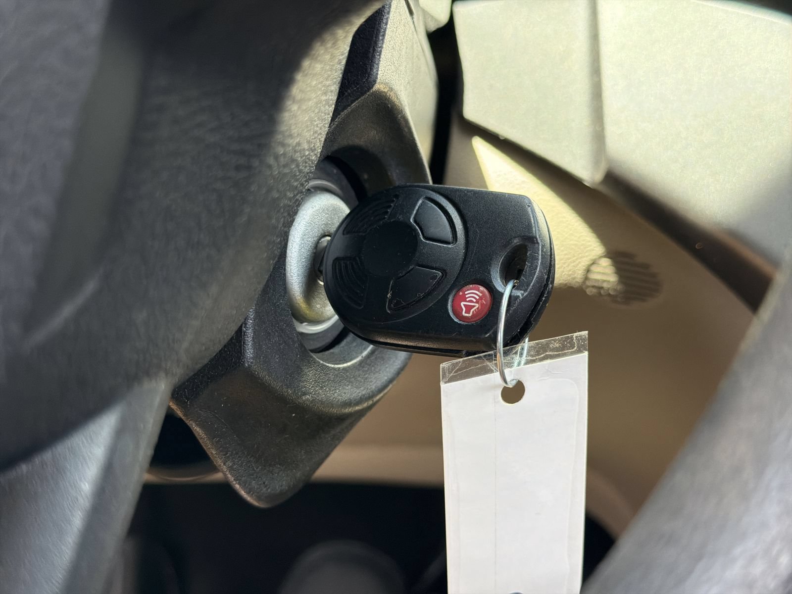 Used 2018 Ford Escape SE w/ Ford Safe & Smart Package FWD image 37