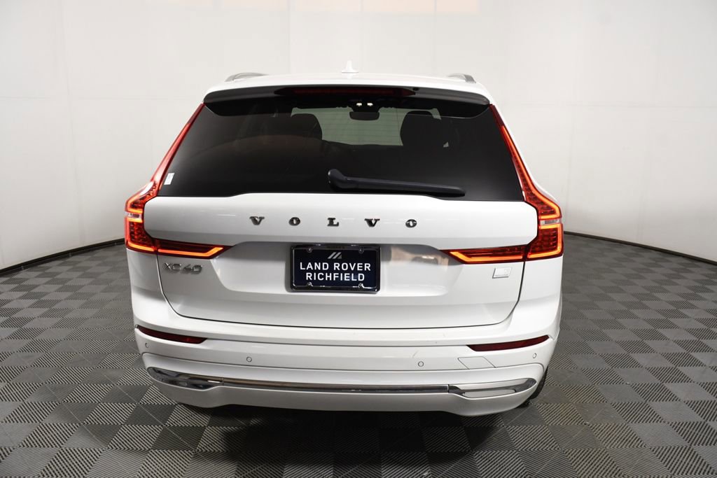 Used 2023 Volvo XC60 T8 Plus image 5