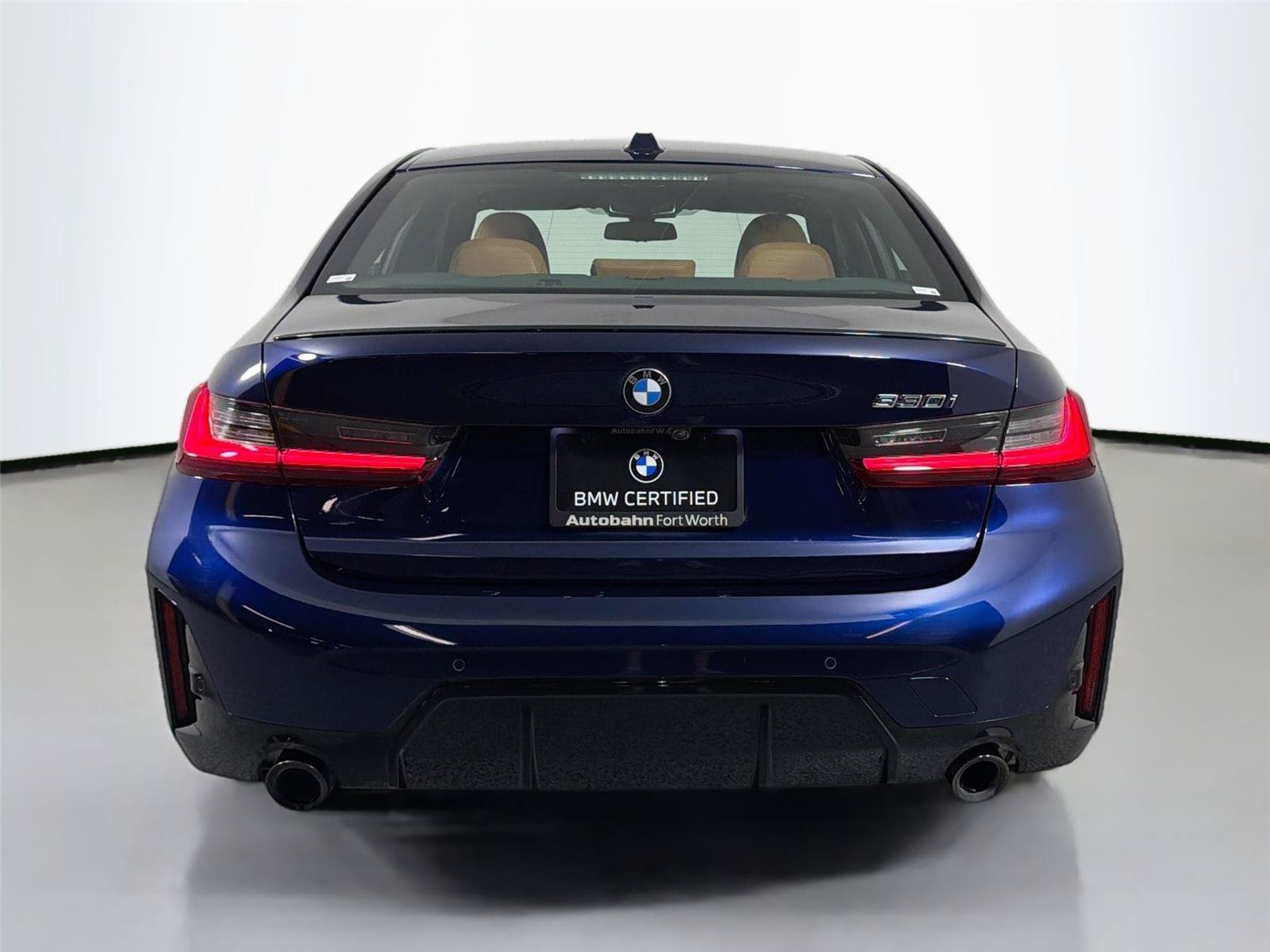 Certified 2023 BMW 330i Sedan w/ M Sport Package RWD image 6