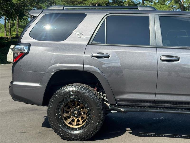 Used 2022 Toyota 4Runner TRD Sport w/ Technology Package AWD/4WD image 11