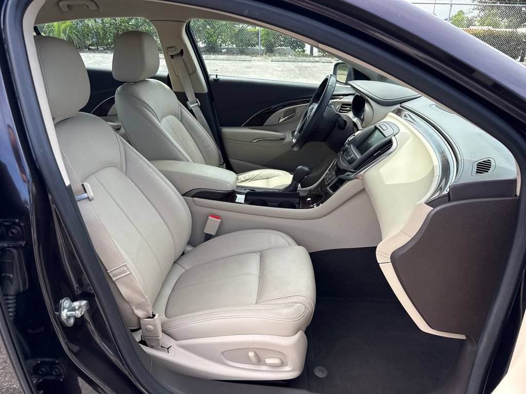 Used 2015 Buick LaCrosse Leather FWD image 22