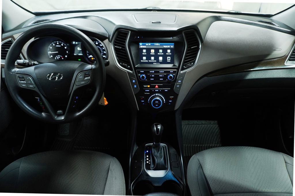 Used 2017 Hyundai Santa Fe Sport image 17