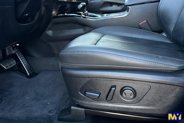 Used 2024 Kia Sorento SX image 13