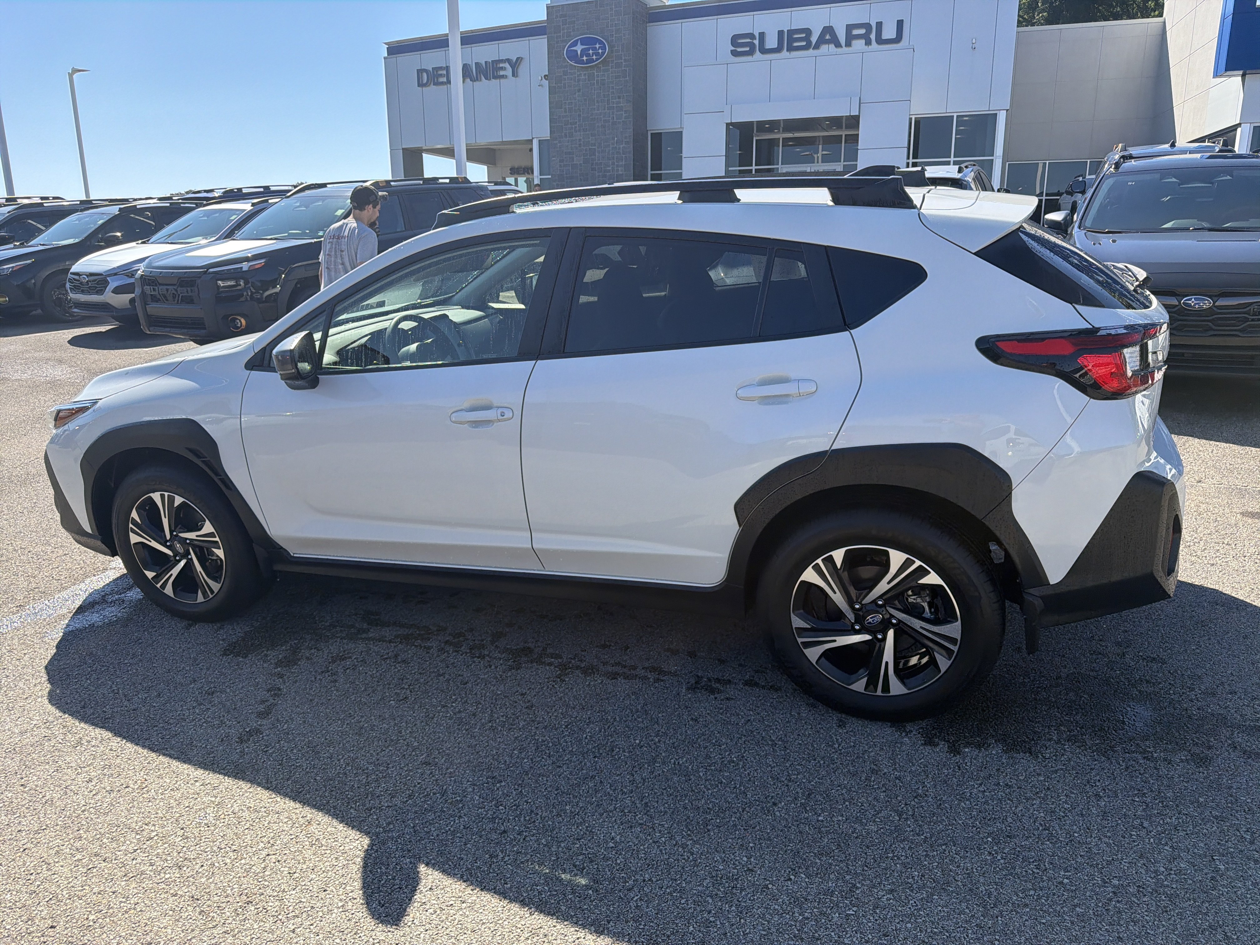 Used 2024 Subaru Crosstrek 2.0i Premium AWD/4WD image 8