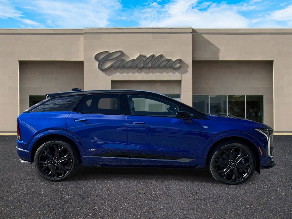 New 2027 Cadillac Optiq V w/ Deep Ocean Design Edition AWD/4WD image 2