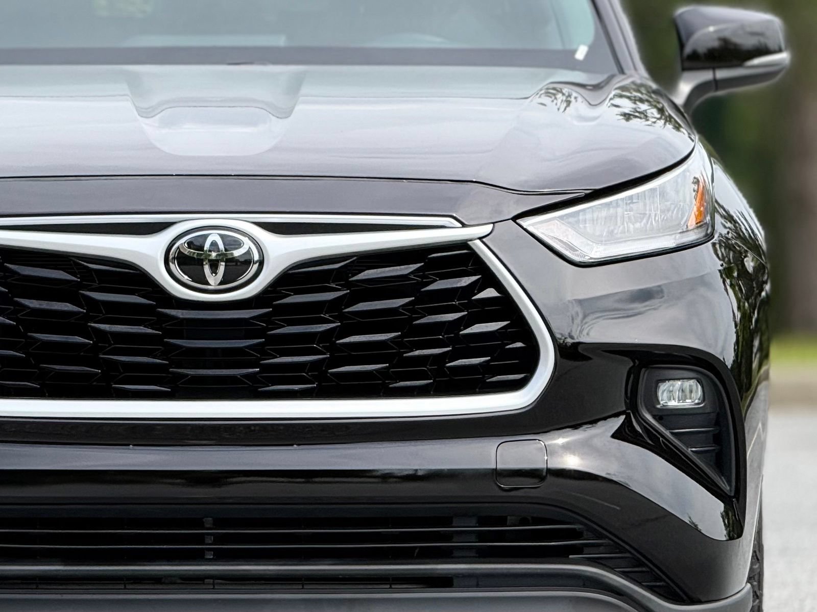 Used 2020 Toyota Highlander LE AWD/4WD image 15