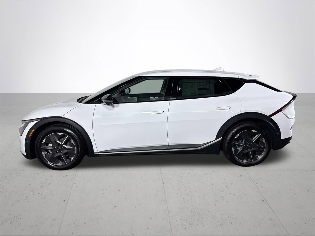 New 2025 Kia EV6 Light w/ Light LR Technology Package image 10