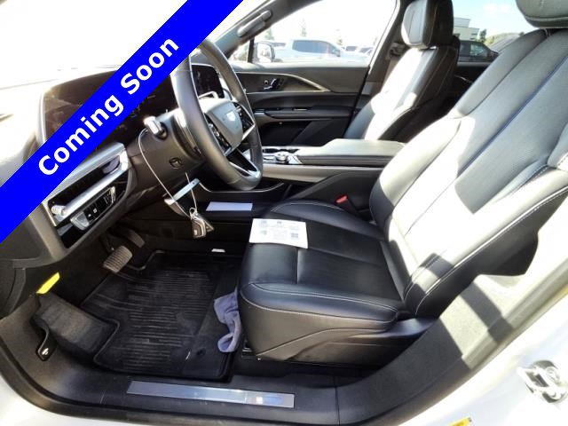 Used 2024 Cadillac Lyriq Sport image 9